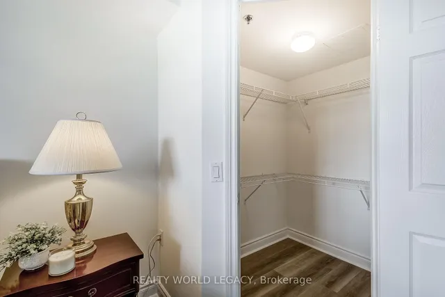 Additional image 24 of 100 Burloak Dr Unit 1416