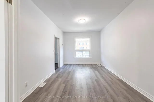 Additional image 9 of 22 Myrtle Ave