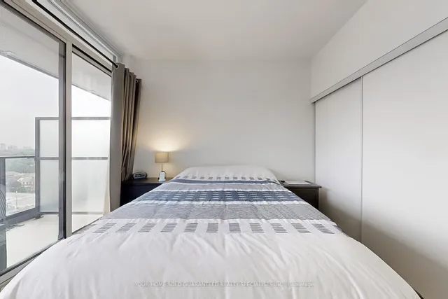 Additional image 16 of 33 Singer Crt Unit 1907