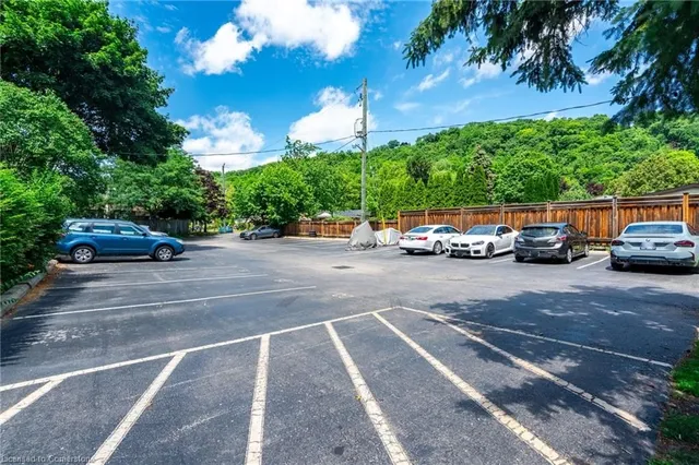 Additional image 26 of 199 York Rd Unit 15