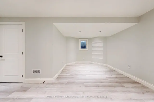 Additional image 41 of 92 Padbury Tr