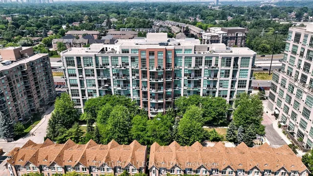 Additional image 43 of 200 Manitoba St Unit 433