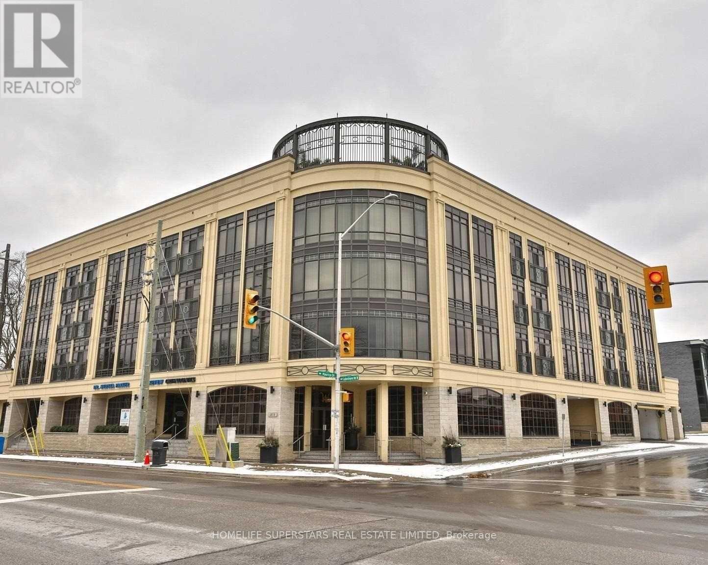 Property image for 302 - 205 LAKESHORE ROAD W|Oakville (CO Central), Ontario L6K0H8
