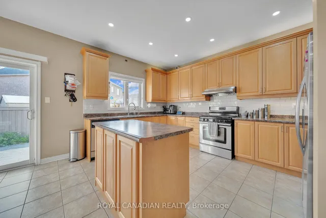 Additional image 20 of 16 Redearth Gate