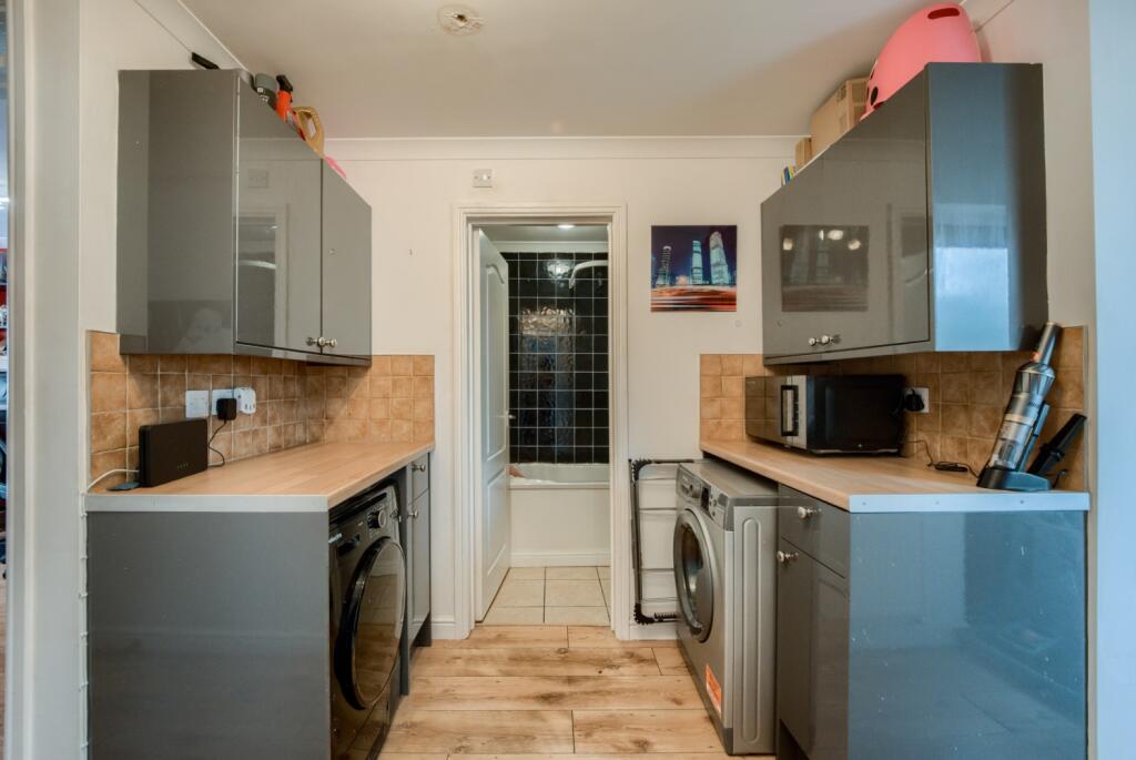 Additional image 18 of Meadow Road, Alcester, B49