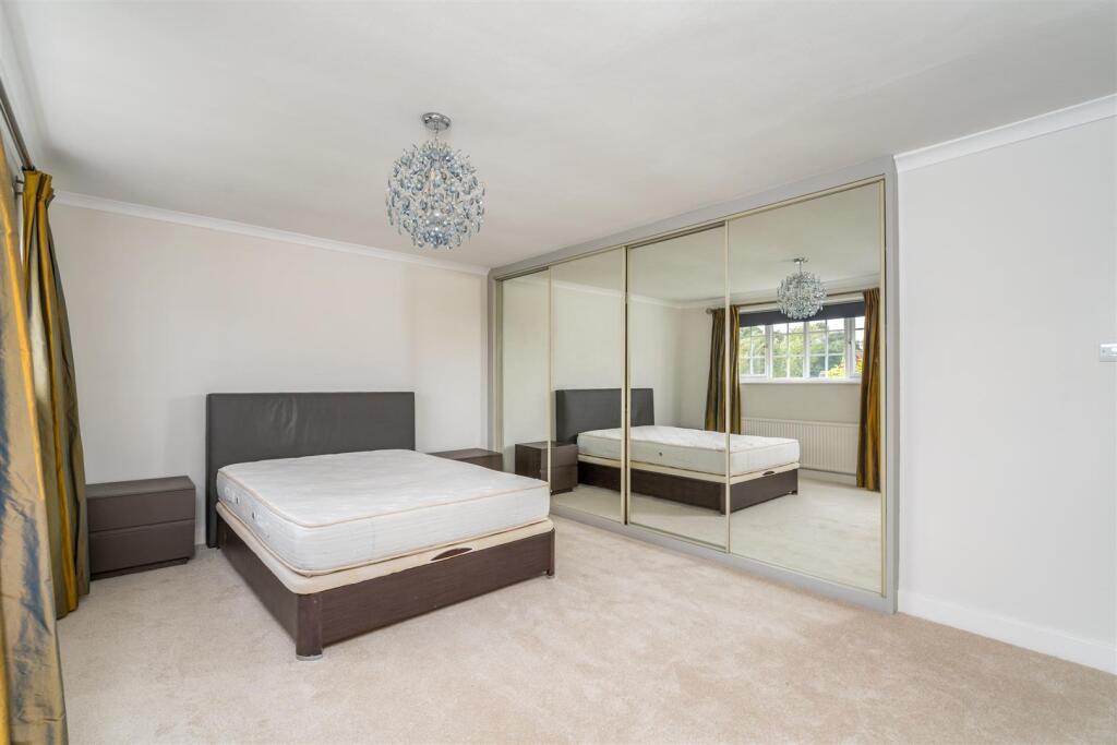Additional image 8 of Beconsfield Close, Dorridge, Solihull