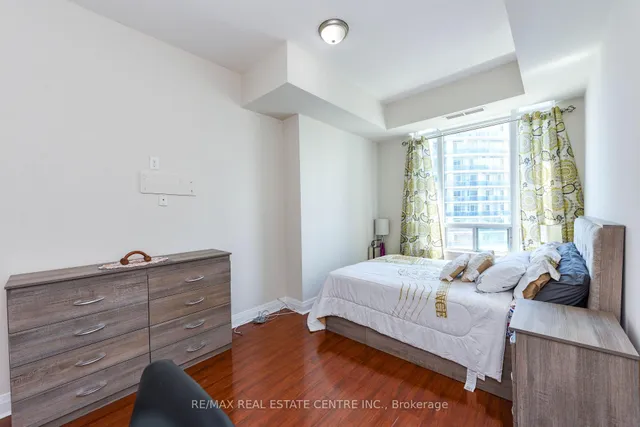 Additional image 17 of 90 Absolute Ave Unit 2605