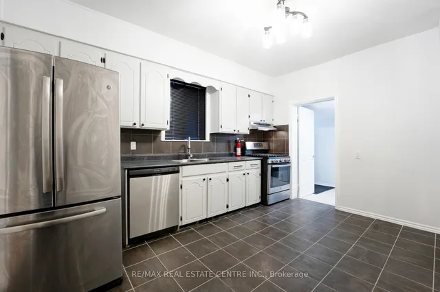 Additional image 20 of 270 Clinton St