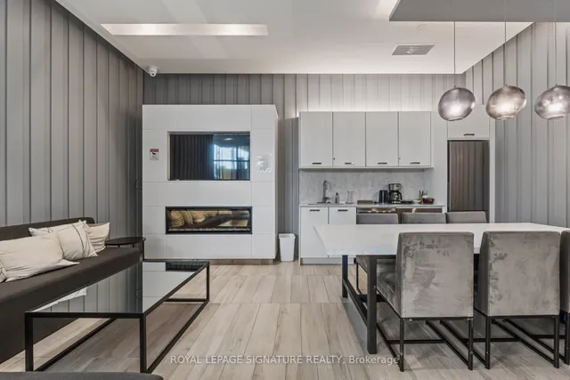 Additional image 19 of 1630 Queen St Unit 405