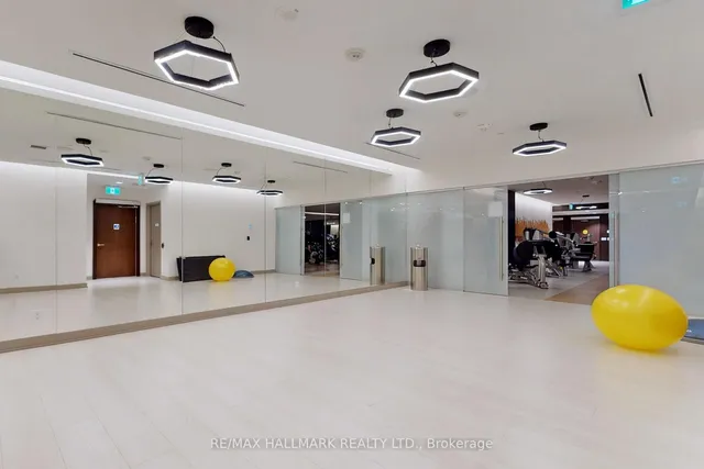 Additional image 43 of 2 Sonic Way Unit 2806