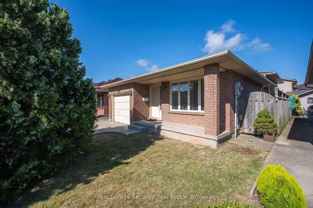 Additional image 4 of 107 Fairington Cres