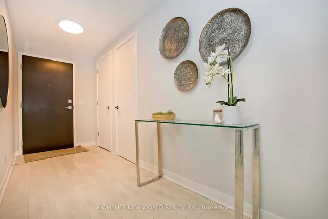 Additional image 5 of 2221 Yonge St Unit 1905