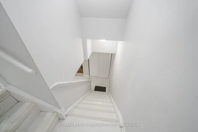 Additional image 31 of 44 Franklin Crt