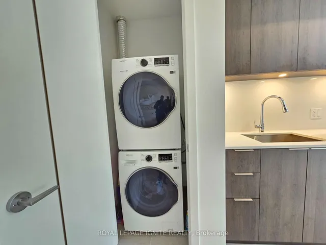 Additional image 10 of 357 King St Unit 504