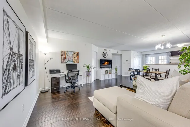 Additional image 8 of 1370 Main St Unit 312