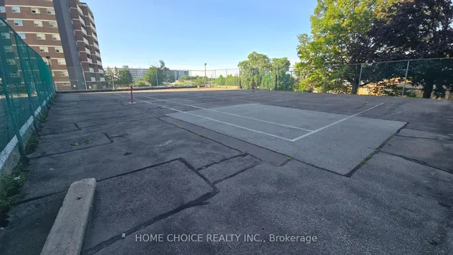 Additional image 33 of 3460 Keele St Unit 803