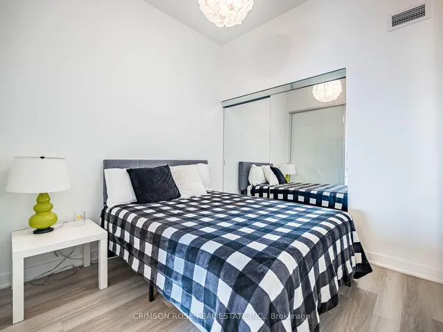 Additional image 24 of 2007 James St Unit 406