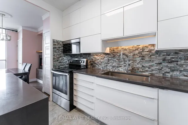 Additional image 8 of 5 Massey Sq Unit PH5