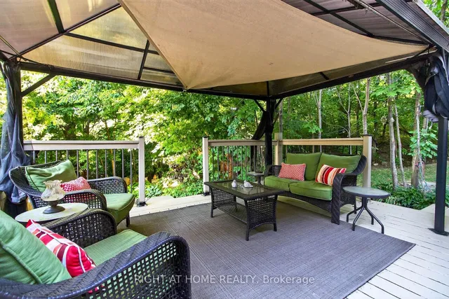 Additional image 34 of 18 Rolling Lane