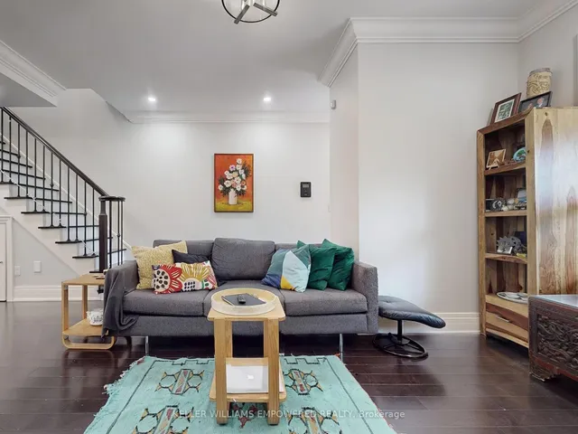 Additional image 8 of 82 Russett Ave