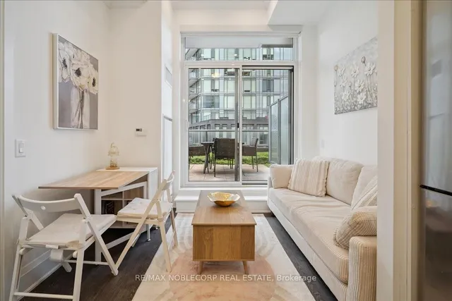 Additional image 15 of 120 Parliament St Unit 607