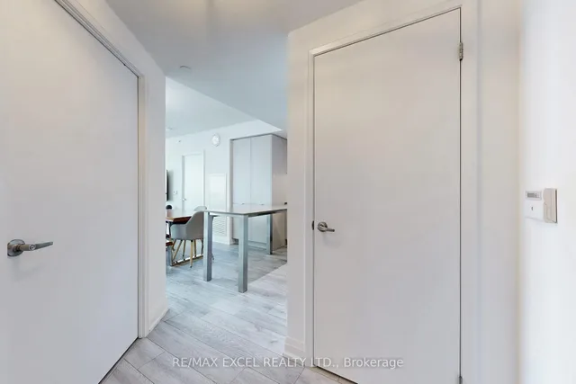 Additional image 8 of 30 Gibbs Rd Unit 1708