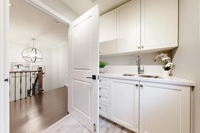 Additional image 32 of 92 Padbury Tr