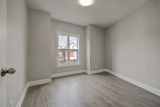 Additional image 14 of 26 Fairleigh Ave