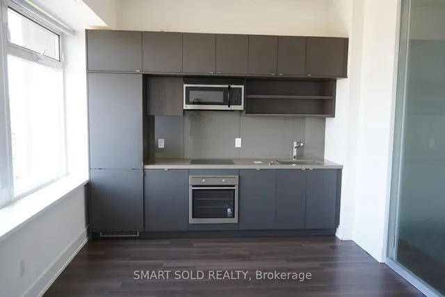 Additional image 4 of 111 St Clair Ave Unit 1028