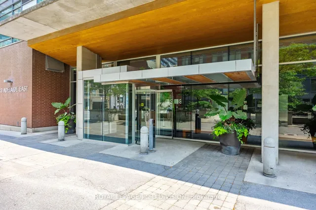 Additional image 4 of 218 King St Unit 407