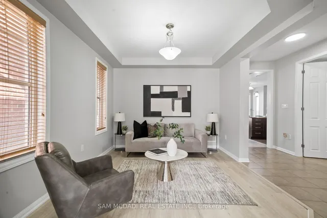 Additional image 6 of 73 Miracle Tr