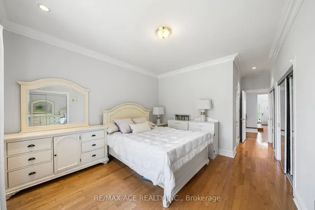 Additional image 26 of 24 Abitibi Ave