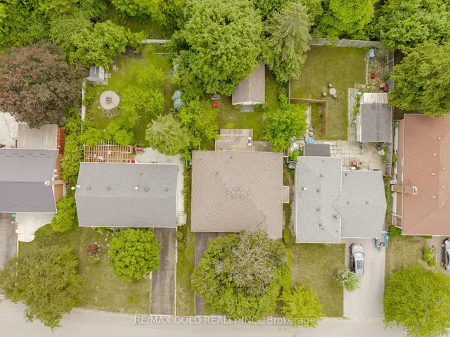 Additional image 44 of 16 Drury Cres