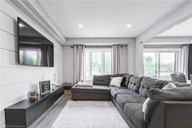 Additional image 11 of 103 Donald Bell Dr