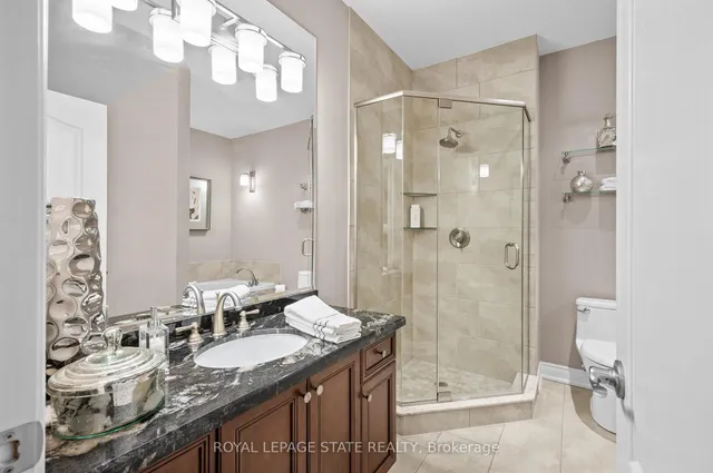 Additional image 21 of 36 Toulon Ave