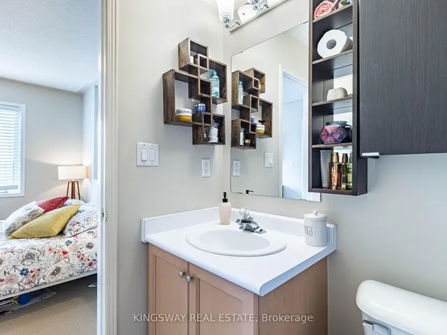 Additional image 34 of 619 Evans Ave Unit 20