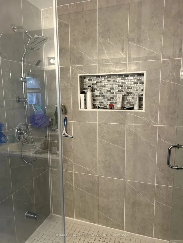 Additional image 22 of 64 Mossgrove Cres