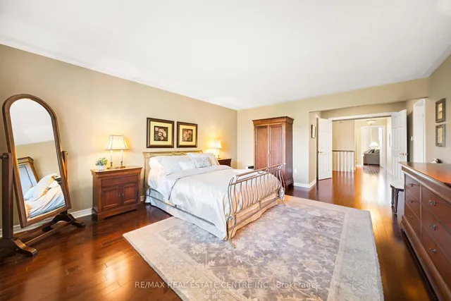 Additional image 32 of 4165 Stonebridge Cres