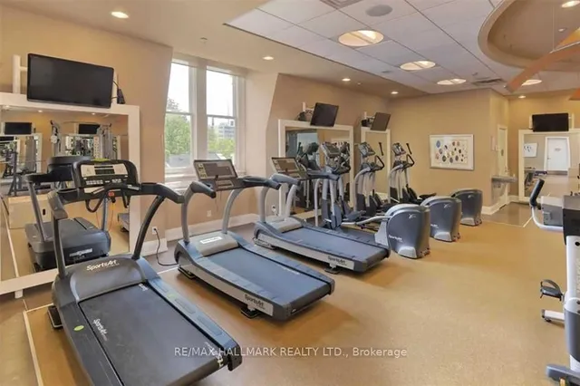 Additional image 43 of 28 Linden St Unit 2507