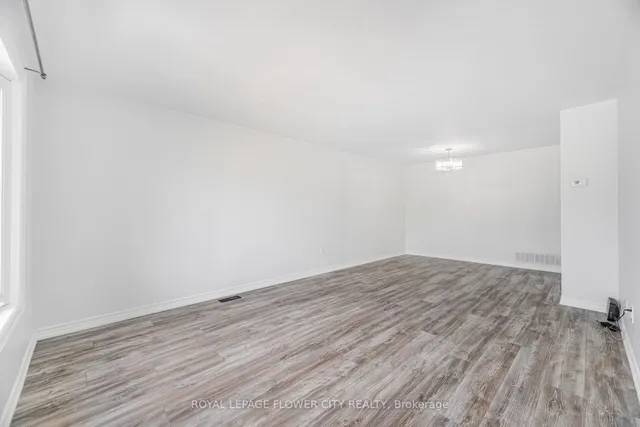 Additional image 13 of 376 Hansen Rd