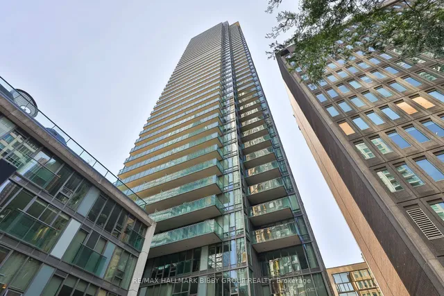 Additional image 35 of 33 Lombard St Unit 2204