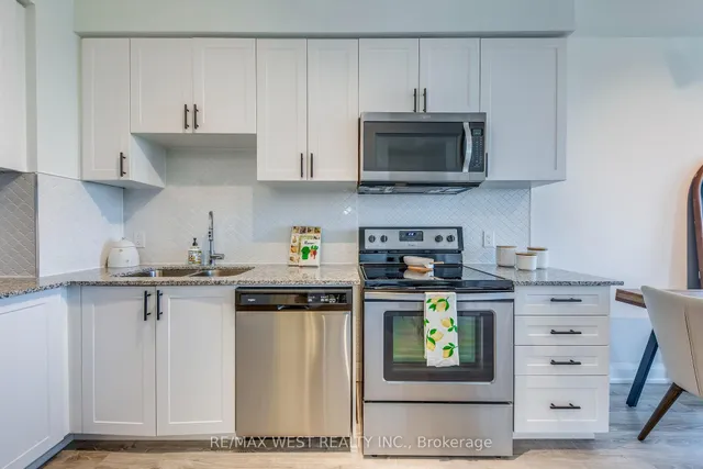 Additional image 4 of 2800 Keele St Unit 623