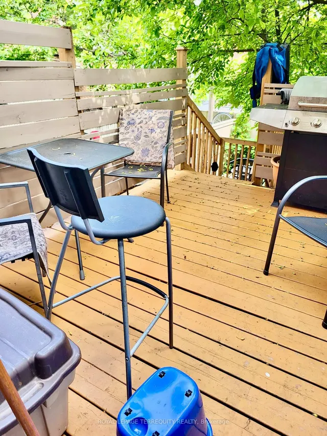 Additional image 13 of 1259 Davenport Rd