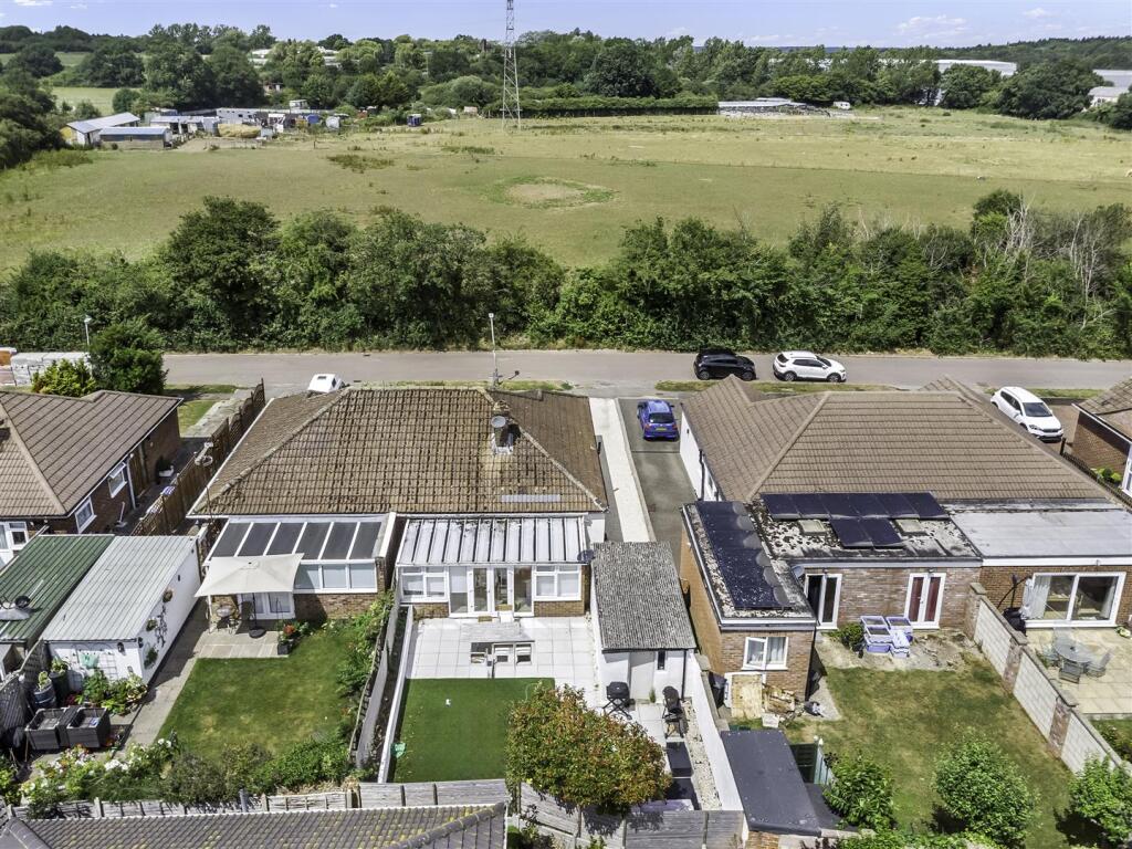 Additional image 16 of Pooleys Lane, Welham Green, Herts