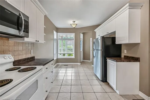 Additional image 13 of 7 Goldenview Crt