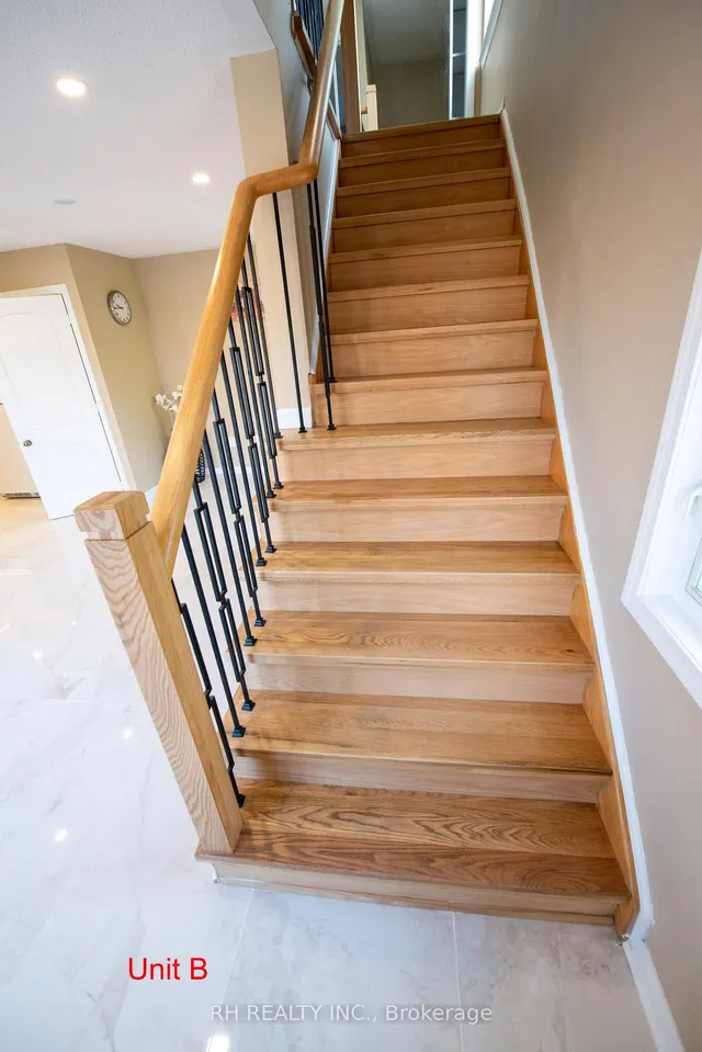 Additional image 32 of 13 Rouge River Dr