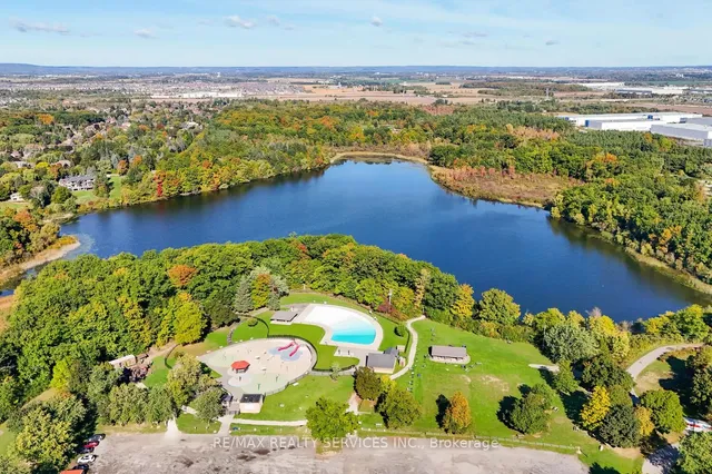 Additional image 48 of 72 Sparklett Cres