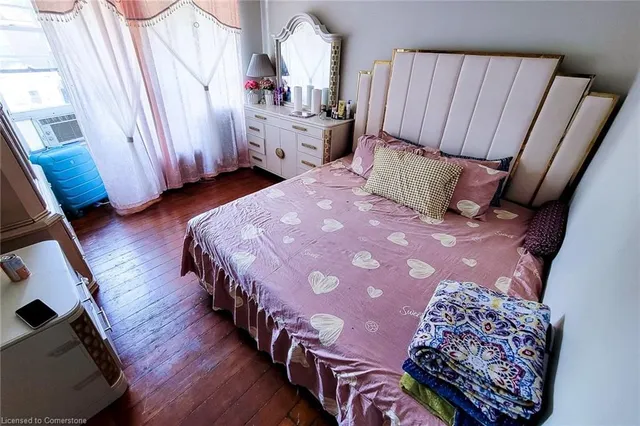 Additional image 30 of 29 Carrick Ave