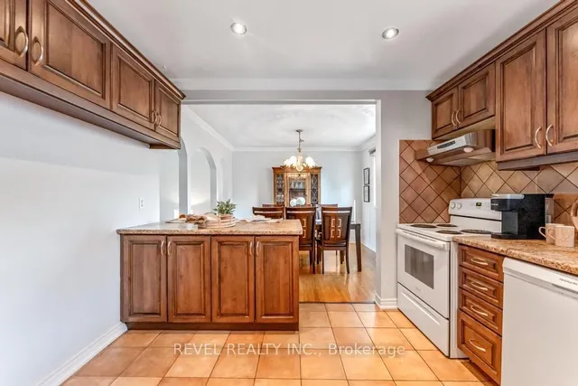 Additional image 8 of 187 Guildwood Dr