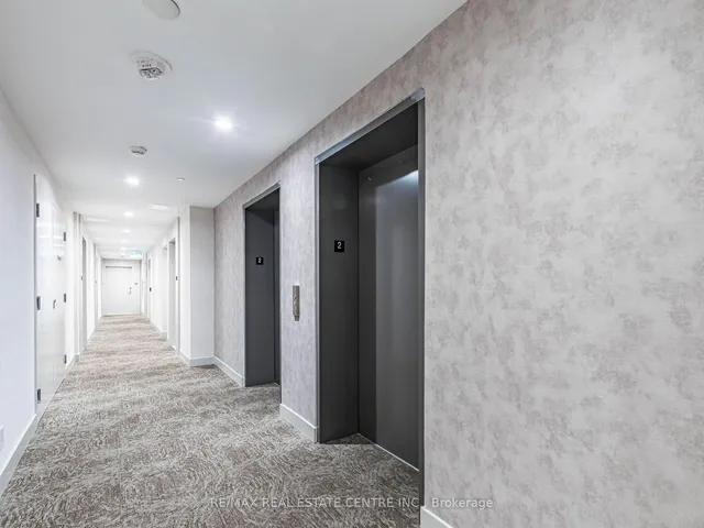 Additional image 20 of 215 VETERANS Dr Unit 211